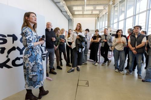 Stany wyjątkowe_Neon