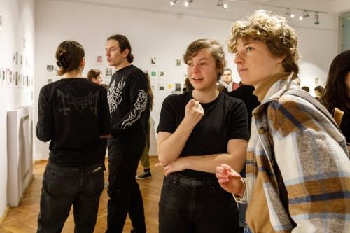 Oprowadzanie po wystawie Migracja, zdj. Katerina Kouzmitcheva