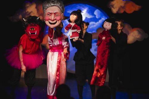 Gdzie się podział Baku?, spektakl ze scenografią, kostiumami, multimediami oraz formami lalkowymi Sebastiana Siepietowskiego, zdj. Maciej Cieślak