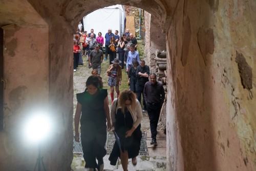 NIE/OBECNOŚĆ czyli o desublimacji sztuki