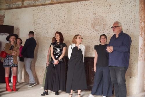 NIE/OBECNOŚĆ czyli o desublimacji sztuki