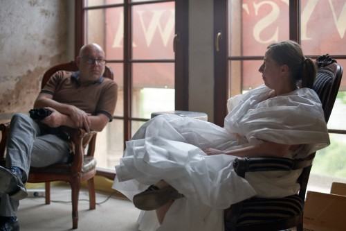 NIE/OBECNOŚĆ czyli o desublimacji sztuki