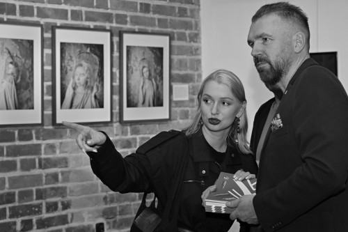 Wobec miejsca i czasu VII. Wewnętrzno-zewnętrzne metakorelacje