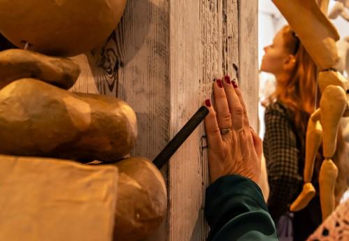 Wernisaż wystawy zbiorowej studentów, absolwentów i pedagogów Katedry Scenografii