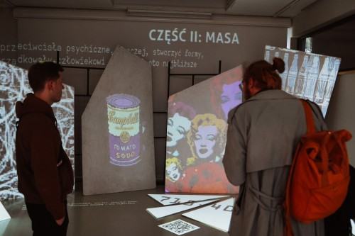 Otwarcie wystawy Sebastiana Siepietowskiego pt. Wokół sceny: teatralna immersja