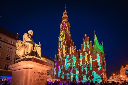 Pokazy świetlne. Foto: Bartosz Mokrzycki / mat. prasowe UMW