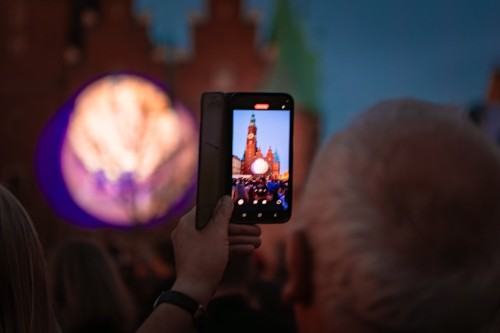 Pokazy świetlne. Foto: Bartosz Mokrzycki / mat. prasowe UMW