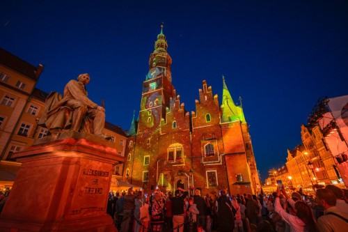 Pokazy świetlne. Foto: Bartosz Mokrzycki / mat. prasowe UMW