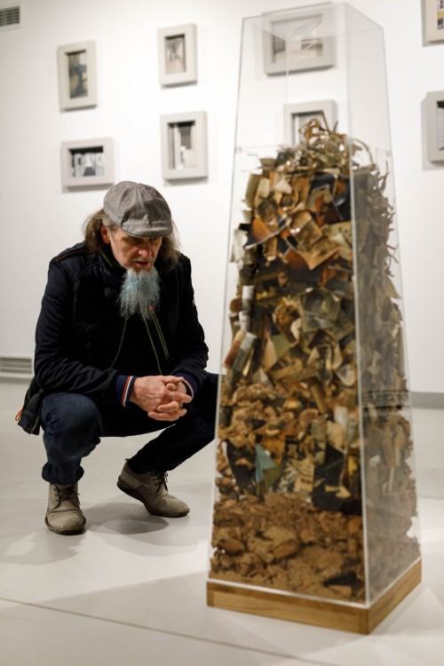 U zbiegu dróg_wernisaż