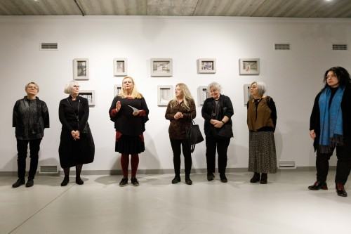 U zbiegu dróg_wernisaż