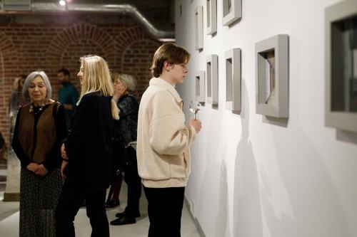 U zbiegu dróg_wernisaż