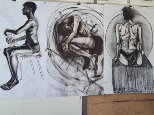 Przegląd z rysunku w pracowni 212