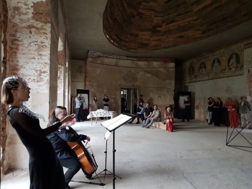 Dowody na OBECNOŚĆ w Pałacu Struga