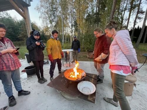 ,,Odkrywanie ognia’’ - rozładunek pieca Tongkama w Luboradowie