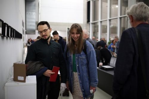 Wernisaż wystawy OPSK w galerii Neon