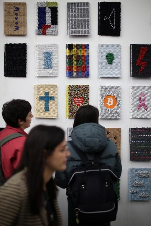 Wernisaż wystawy OPSK w galerii Neon