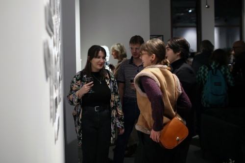 Wernisaż wystawy OPSK w galerii Sztuka na miejscu