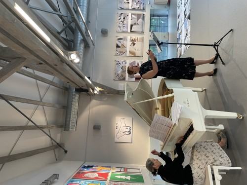 Wystawa Bookmacherzy i plakaty z Pracowni Książki w Starej Kotłowni w Centrum Ekspozycyjnym Stara Kotłownia w Olsztynie.