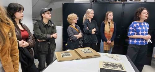 Obiekty muzealne jako artystyczne narzędzie edukacyjne