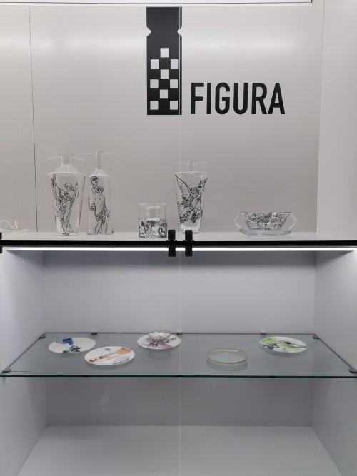 Wystawa Pracowni Projektowania Integrującego Katedry Szkła