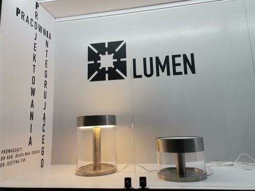 Wystawa Pracowni Projektowania Integrującego Katedry Szkła