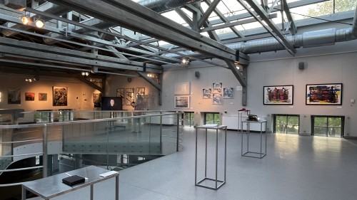 Wernisaż wystawy Pali się! [w Starej Kotłowni]