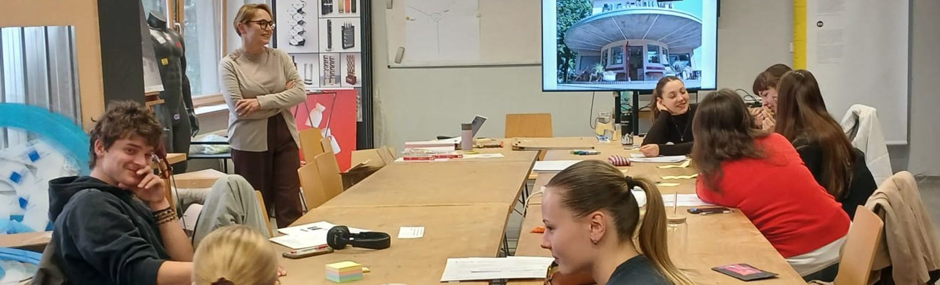 Service Design in practice: workshops as laboratory of new ideation techniques